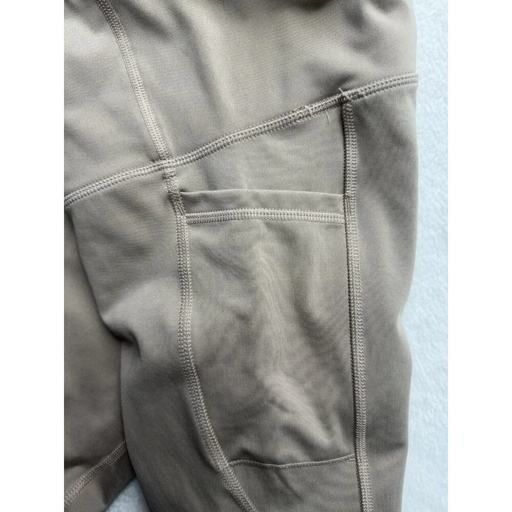 Champion Capri Leggings Women's S Tan Cropped‎ Stretch Elastic Waist Activewear